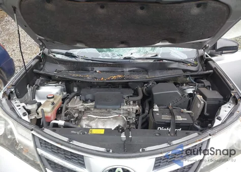 2015 Toyota Rav4 Le z USA, uszkodzony, nr VIN JTMBFREV7FJ023746